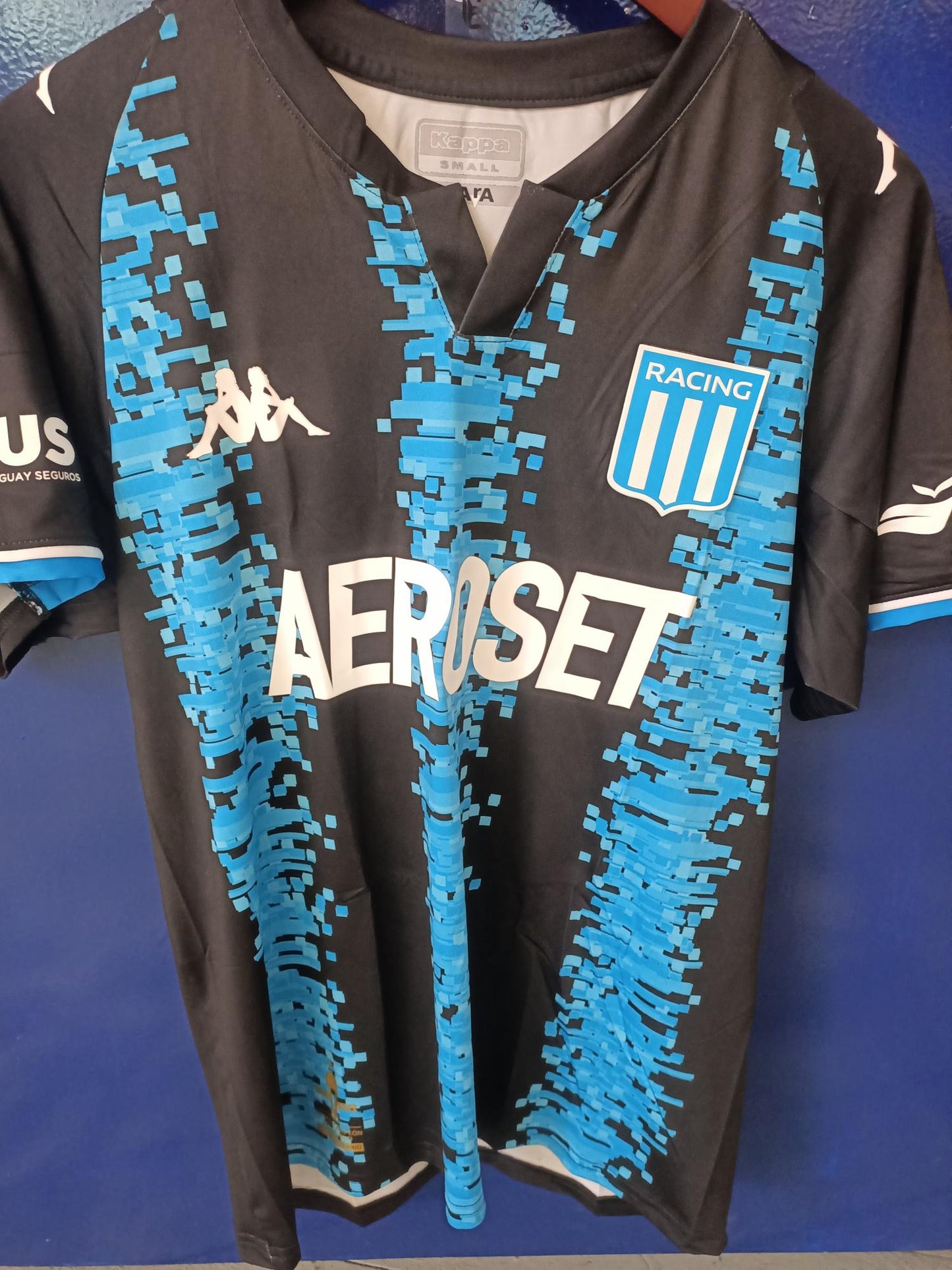 Racing Club de Avellaneda 2022 Away Shirt BNWT (Small)