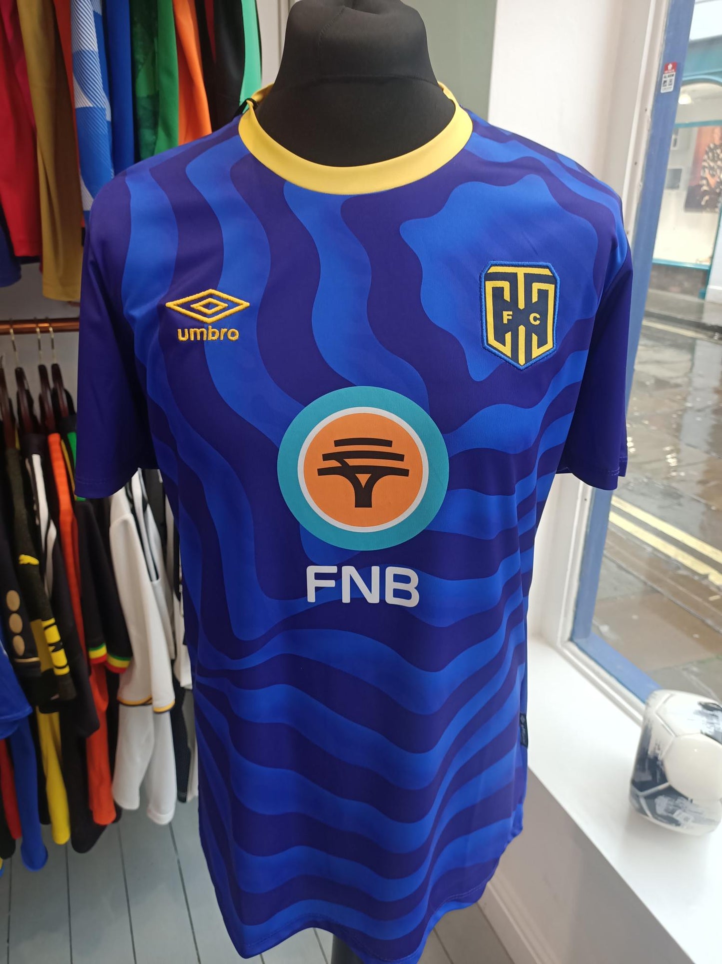 Cape Town City 22/23 Home Shirt BNWT (Large)